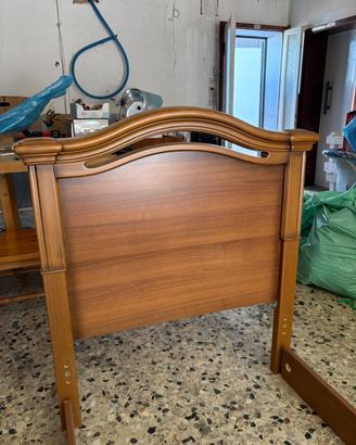 Struttura letto di legno