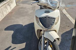 HONDA SH