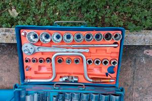 ARMADIETTO IN METALLO USAG CON CHIAVI USAG