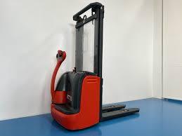 transpallet a colonna linde solleva 3 mt