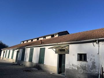 Immobile in asta di 347 m² con 4 locali a Sant'Olc