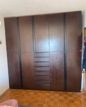 Arredamento  vario  per casa