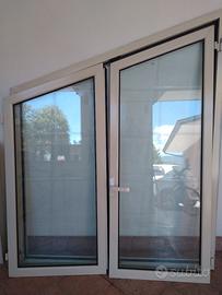 Finestre in alluminio per mansarda o sottotetto.