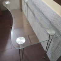 Scrittoio in vetro "a fagiolo"