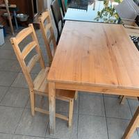Tavolo Ikea con 4 sedie