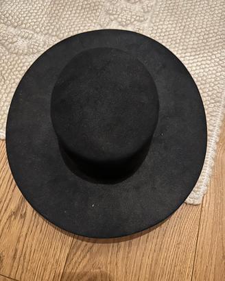 Cappello Alberta Ferretti