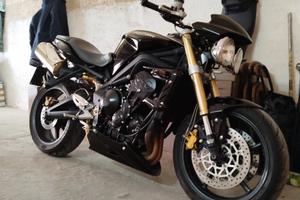 Triumph street triple 675
