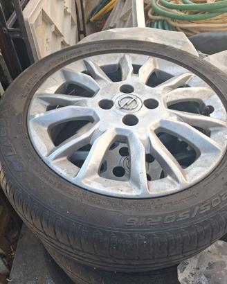 4 cerchi in lega opel 16  con gomme 205/50 R16 87V