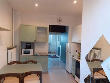 Trilocale arredato Via Chatillon - libero subito