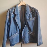 Giacca jeans ricamata a mano
