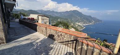 3 LOCALI A RAVELLO