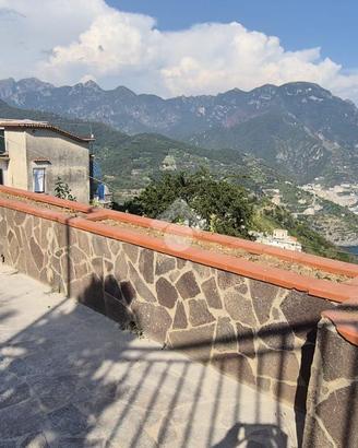 3 LOCALI A RAVELLO