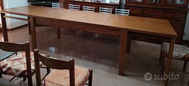 Tavolo per salone in legno 