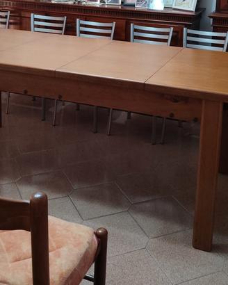 Tavolo per salone in legno 