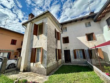 CASA IN CORTE IN PIENO CENTRO