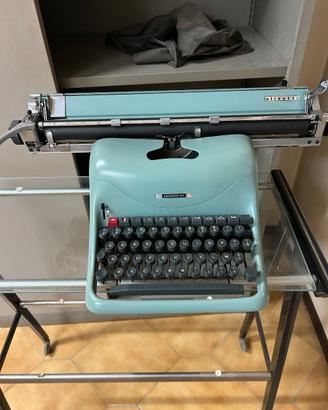 Macchina da scrivere Olivetti Lexikon 80