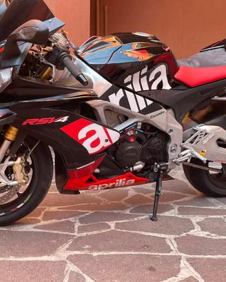 Aprilia Tuono 1000 aprc abs