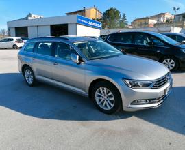 Volkswagen passat sw 1.6 tdi 120cv tetto 2017
