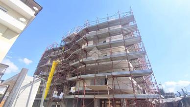 Attico con box e terrazzo Caserta- via Gallicola