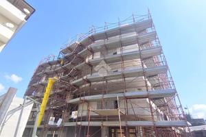 Attico con box e terrazzo Caserta- via Gallicola