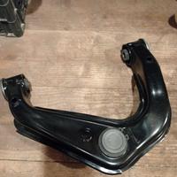 Braccio superiore Nissan d40