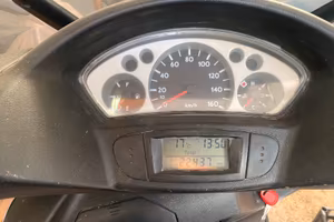 Scooter vercity 300
