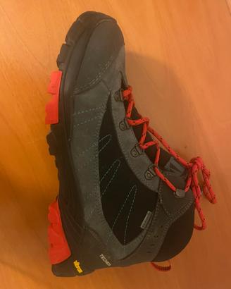 Scarponi montagna Tecnica suola Vibram tg. 39 e 40