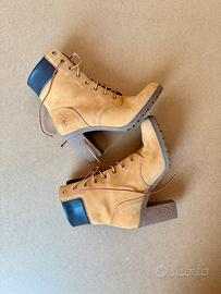 Scarponcini Timberland donna con tacco
