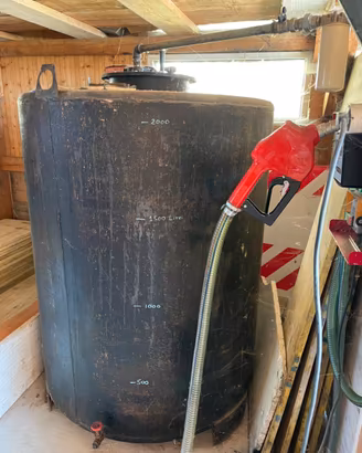 Cisterna gasolio con pompa elettrica