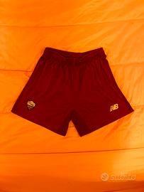 Pantaloncini AS Roma Ufficiali 2022/2023 – NewB.