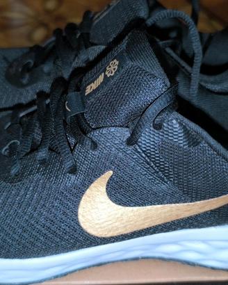 Nike Performance - Nike Revolution 6