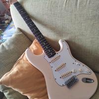 Fender Squier JV Stratocaster 1984 ST65-62