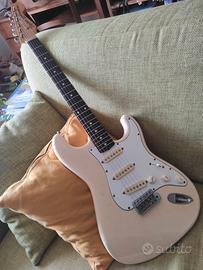 Fender Squier JV Stratocaster 1984 ST65-62