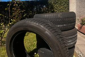 Continental  255/50 R19XL- 4 pneumatici (+1 altro)