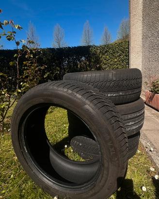 Continental  255/50 R19XL- 4 pneumatici (+1 altro)