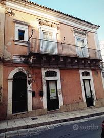 casa, angolare, luminosa, indipendente 