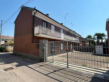 Casa indipendente di 233 m² con più di 5 locali a 