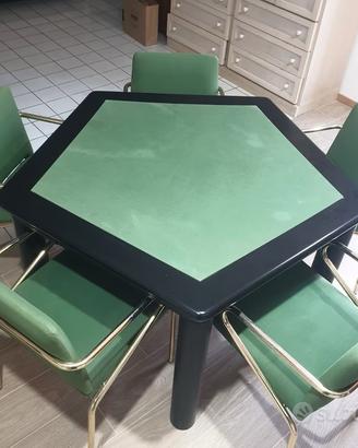 Set da gioco tavolo e sedie