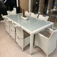 Tavolo piu sedie in rattan