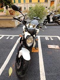 Suzuki Gladius SV650 