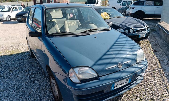 Fiat 600 1,1 Benzina 