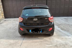 Hyundai i10 con MOTORE ROTTO 