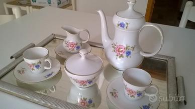SERVIZIO LATTE/CAFFE' PER DUE PERSONE