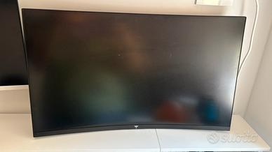 Monitor curvo