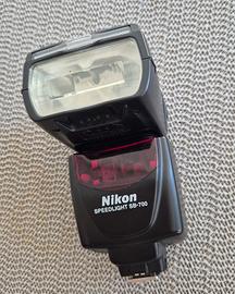 Flash Nikon SB 700