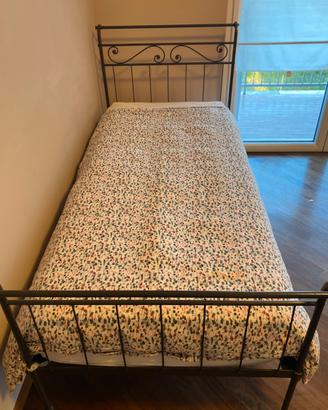 Letto in ferro battuto con rete, Cantori