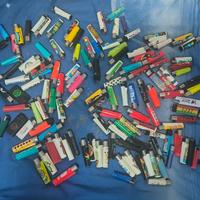 Collezione 120+ accendini Clipper da collezione
