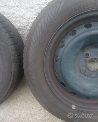 Gomme invernali 185/65/15  + cerchi Hyundai i20