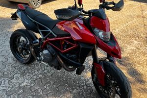 Ducati Hypermotard 950