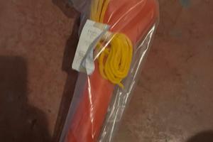 Boa galleggiante luminosa